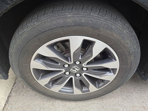 Used 2024 Honda Odyssey EX-L image 5