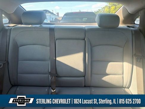Used 2024 Chevrolet Malibu LT FWD image 13