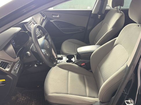 Used 2017 Hyundai Santa Fe Sport AWD/4WD image 9