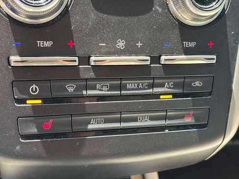 Used 2017 Lincoln MKC Select w/ Select Plus Package AWD/4WD image 19