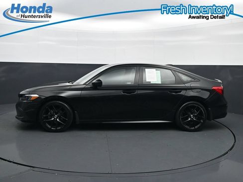 Used 2024 Honda Civic Sport image 11