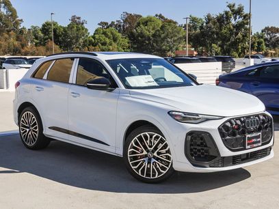 New 2025 Audi SQ5 Premium Plus