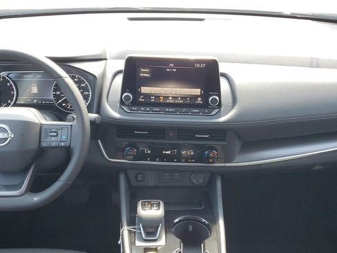 New 2026 Nissan Rogue SV image 25