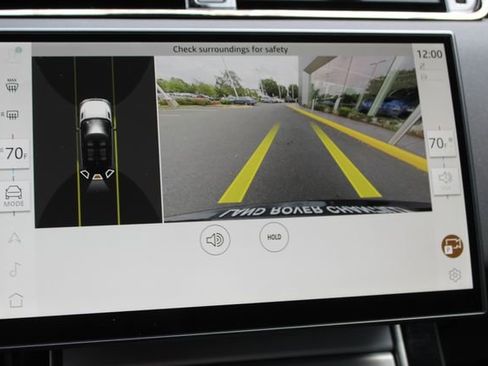 Used 2025 Land Rover Range Rover Evoque S image 19