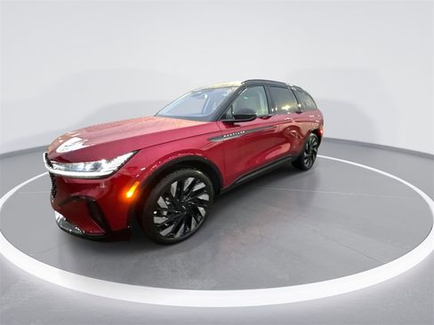 New 2026 Lincoln Nautilus Reserve w/ Jet Appearance Package image 4