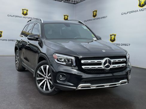 Used 2022 Mercedes-Benz GLB 250 4MATIC image 3