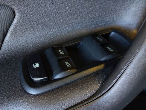 Used 2017 Ford Fiesta SE w/ Equipment Group 201A image 27