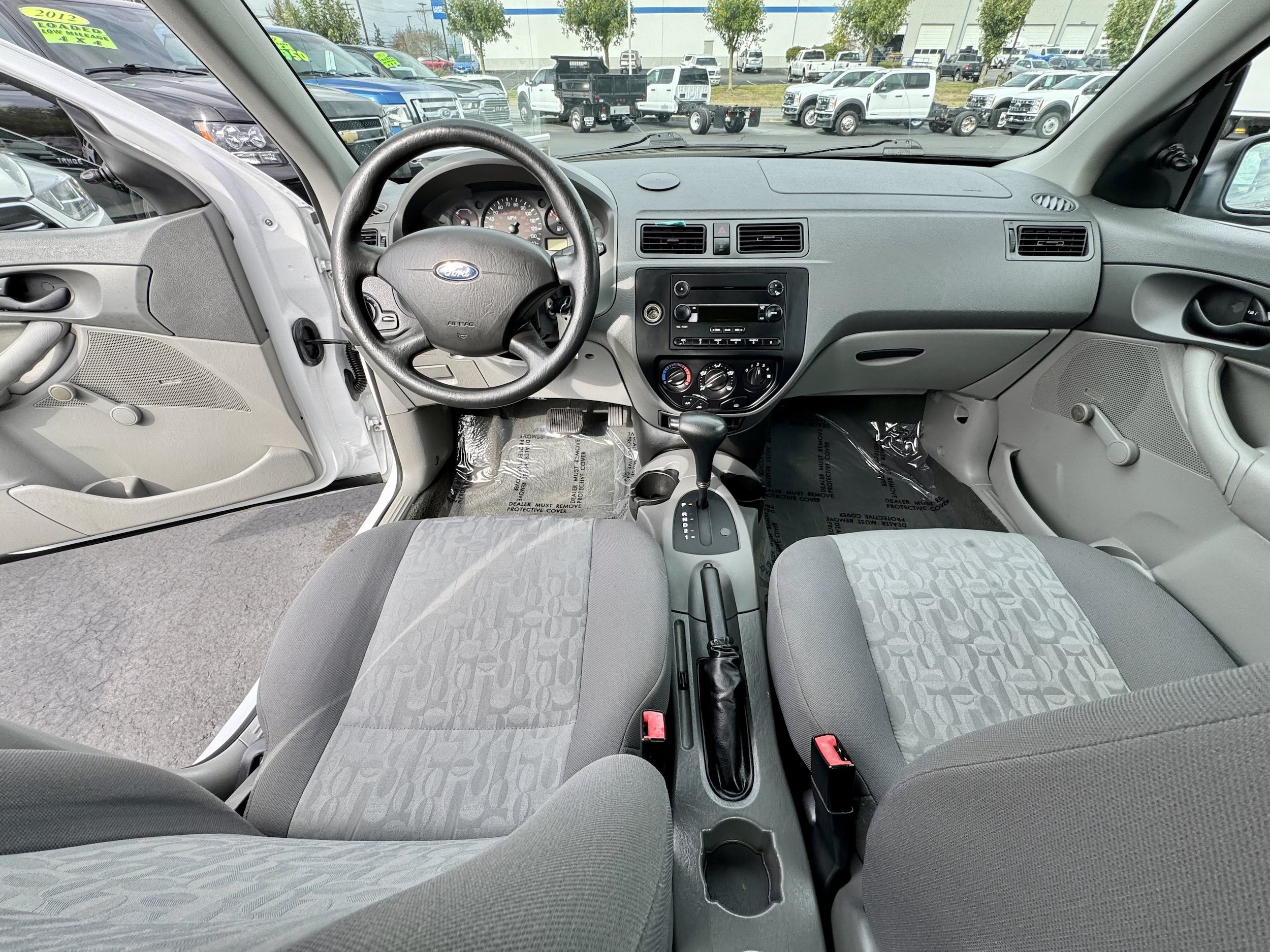 Used 2005 Ford Focus S FWD image 9