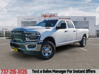 New 2026 RAM 2500 Tradesman w/ Chrome Appearance Group