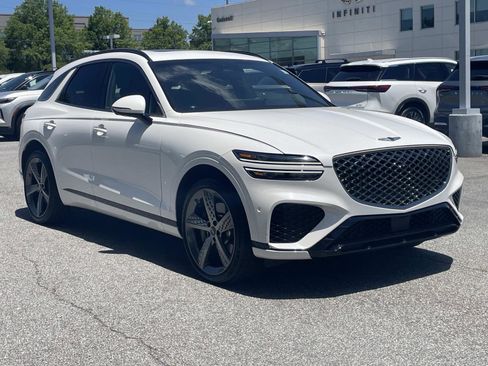 Used 2025 Genesis GV70 2.5T w/ Sport Prestige Package AWD/4WD image 5