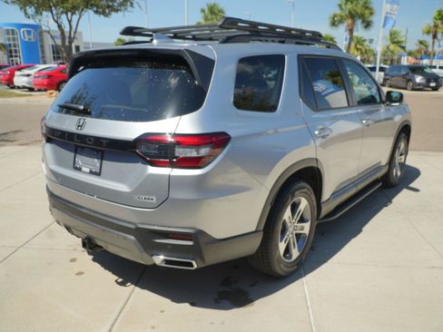 New 2026 Honda Pilot EX-L image 5