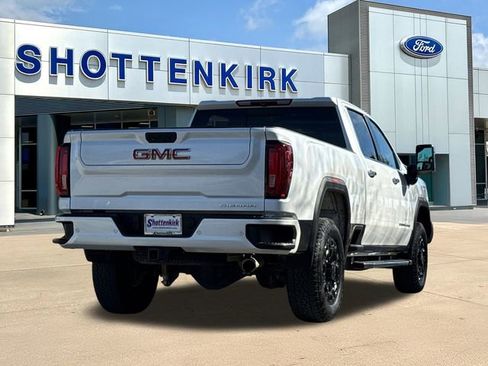 Used 2022 GMC Sierra 2500 Denali image 8