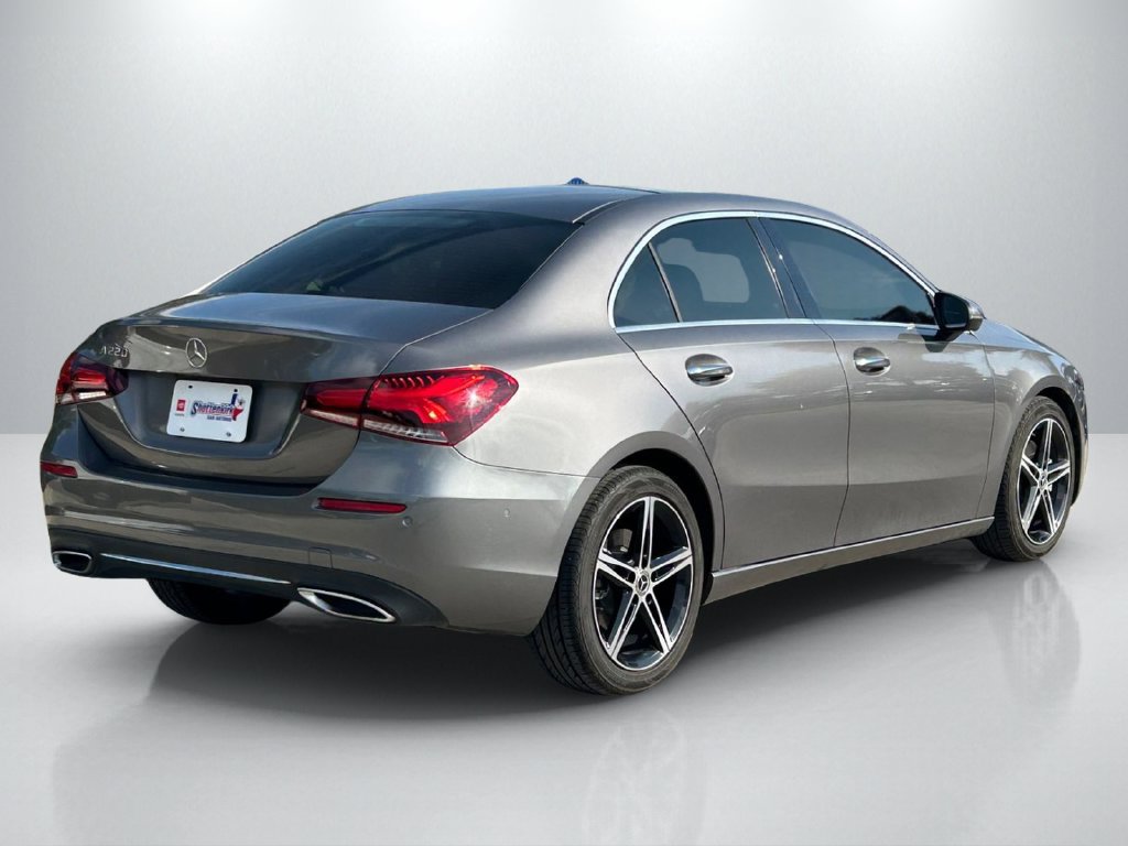 Used 2022 Mercedes-Benz A 220 image 5