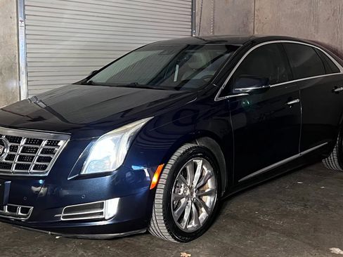 Used 2013 Cadillac XTS Luxury w/ Driver Awareness Package image 2