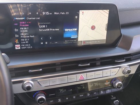 Used 2023 Kia Telluride S image 12