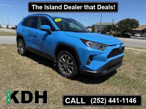 Used 2020 Toyota RAV4 XLE Premium image 1