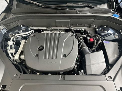 New 2026 Volvo XC90 B5 Core AWD/4WD image 32