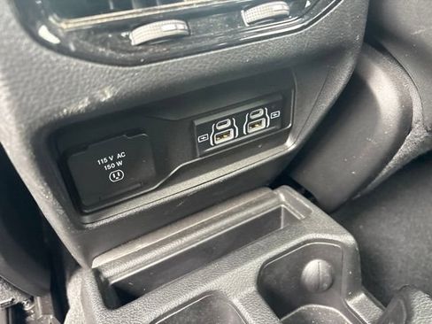 Used 2023 Jeep Grand Cherokee L Limited AWD/4WD image 25