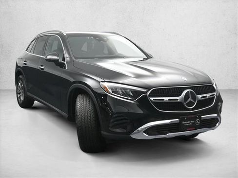 Certified 2026 Mercedes-Benz GLC 300 4MATIC image 4