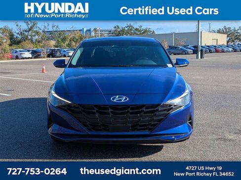 Certified 2023 Hyundai Elantra SEL w/ Convenience Package image 8