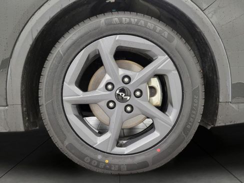 Used 2025 Kia K4 FWD image 28