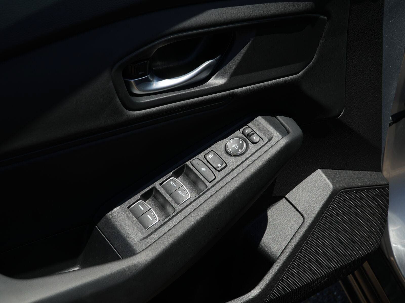 Used 2025 Honda Accord SE image 5
