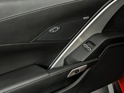 Used 2015 Chevrolet Corvette Stingray Coupe RWD image 13