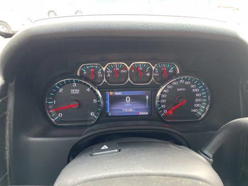 Used 2015 Chevrolet Suburban LT w/ Luxury Package image 26