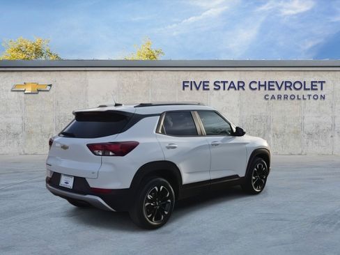 Used 2023 Chevrolet TrailBlazer LT w/ Convenience Package image 8