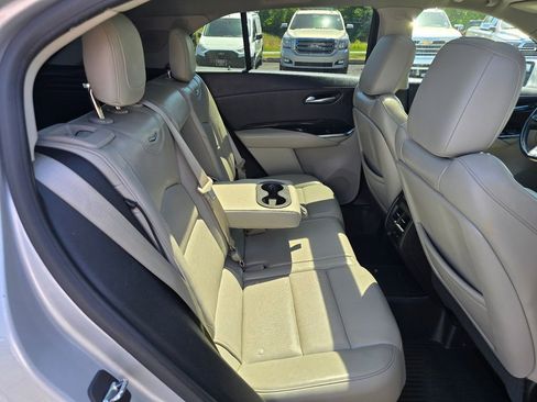 Used 2019 Cadillac XT4 Premium Luxury FWD image 11