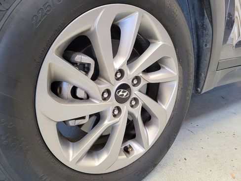 Used 2017 Hyundai Tucson SE image 31