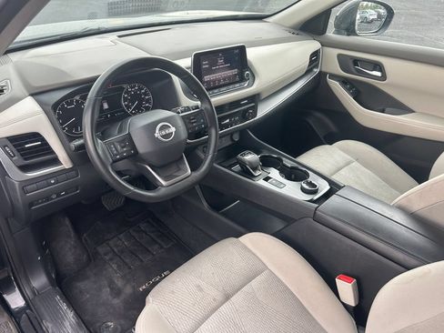 Used 2025 Nissan Rogue SV AWD/4WD image 22