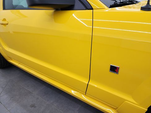 Used 2005 Ford Mustang GT image 24