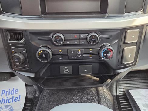 New 2026 Ford F550 4x4 Regular Cab Super Duty w/ XL Chrome Package image 25