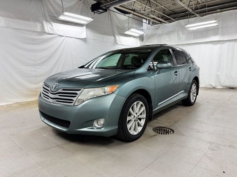 Used 2011 Toyota Venza w/ Convenience Pkg image 2