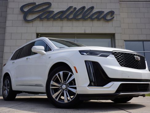 Used 2024 Cadillac XT6 Premium Luxury w/ Platinum Package image 1