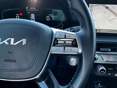 Used 2023 Kia Telluride S image 22