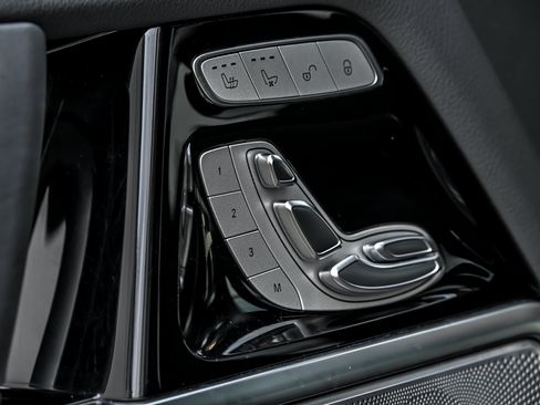 Used 2024 Mercedes-Benz G 550 w/ Manufactur Interior Package image 18