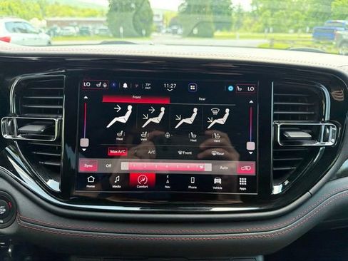 Used 2023 Dodge Durango R/T AWD/4WD image 29