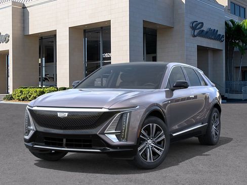 New 2025 Cadillac Lyriq Luxury image 6