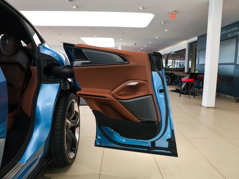 Used 2025 Ferrari Purosangue image 39