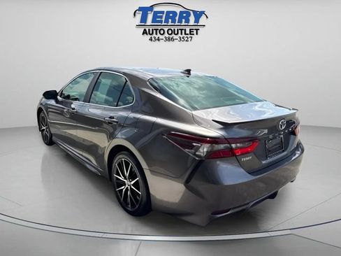 Used 2024 Toyota Camry SE FWD image 5