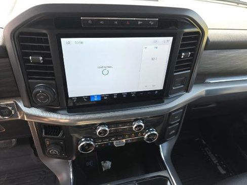 Used 2024 Ford F150 Lariat w/ FX4 Off-Road Package image 6