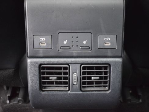 Used 2023 Toyota bZ4X Limited image 14