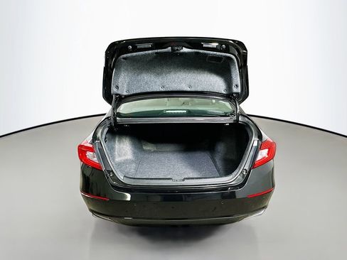 Used 2020 Honda Accord Touring image 35