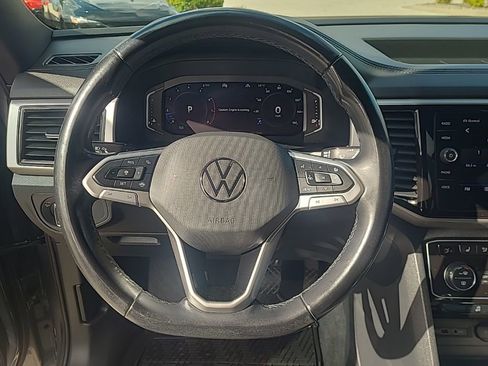 Used 2020 Volkswagen Atlas Cross Sport SEL image 11