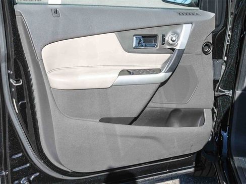 Used 2012 Ford Edge Limited image 26