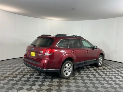 Used 2011 Subaru Outback 3.6R Limited image 5