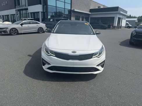Used 2020 Kia Optima SE FWD image 2