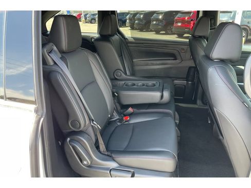 Certified 2026 Honda Odyssey Sport-L image 19